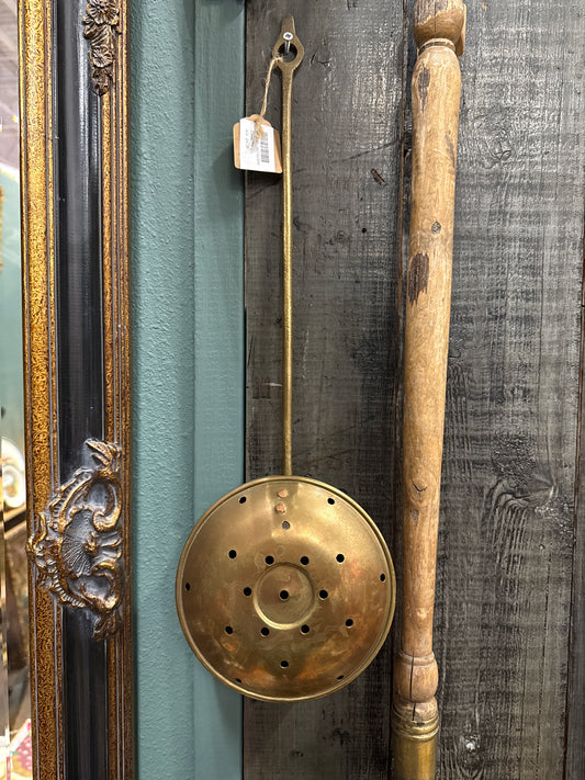 Vintage Brass Skimmer Ladle – 19” Long – 6” Round Bowl – Rustic Farmhouse Kitchen Decor