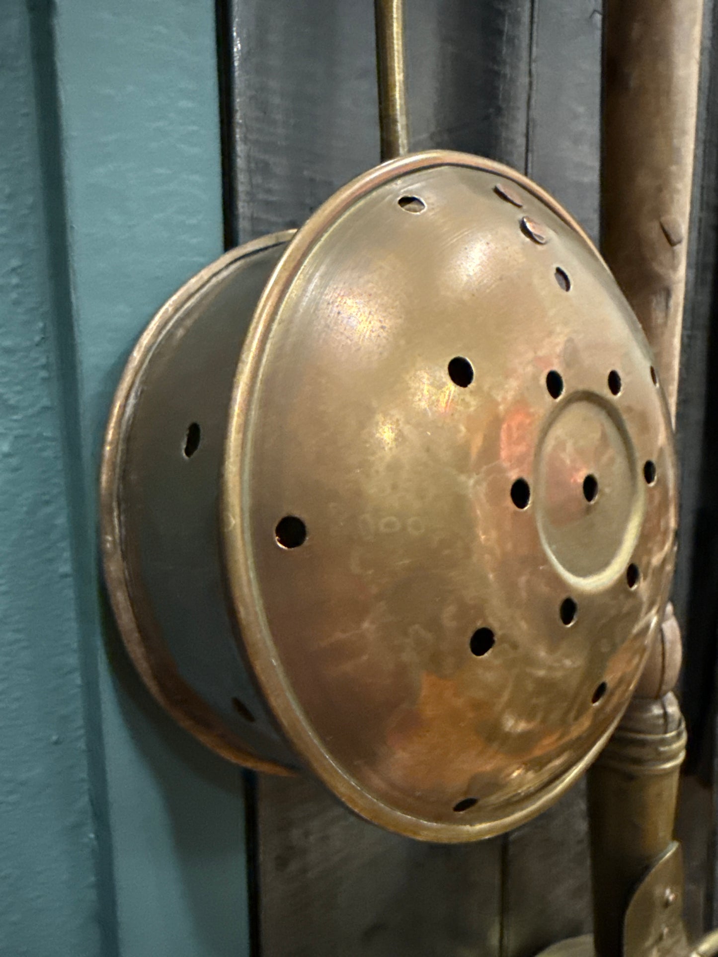 Vintage Brass Skimmer Ladle – 19” Long – 6” Round Bowl – Rustic Farmhouse Kitchen Decor